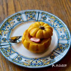 酒店大厅吃瓜,一场意外的“吃瓜”盛宴 第1张 酒店大厅吃瓜,一场意外的“吃瓜”盛宴 第1张