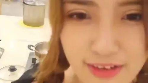 十八线吃瓜少女,笑料百出,趣味横生 第1张 十八线吃瓜少女,笑料百出,趣味横生 第1张