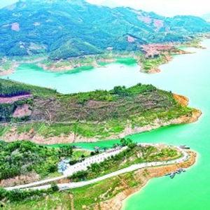 江河之上吃瓜,夏日消暑美食之旅 第1张 江河之上吃瓜,夏日消暑美食之旅 第1张