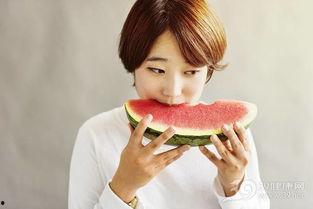 张雅琪吃瓜,揭秘娱乐圈幕后故事 第1张 张雅琪吃瓜,揭秘娱乐圈幕后故事 第1张